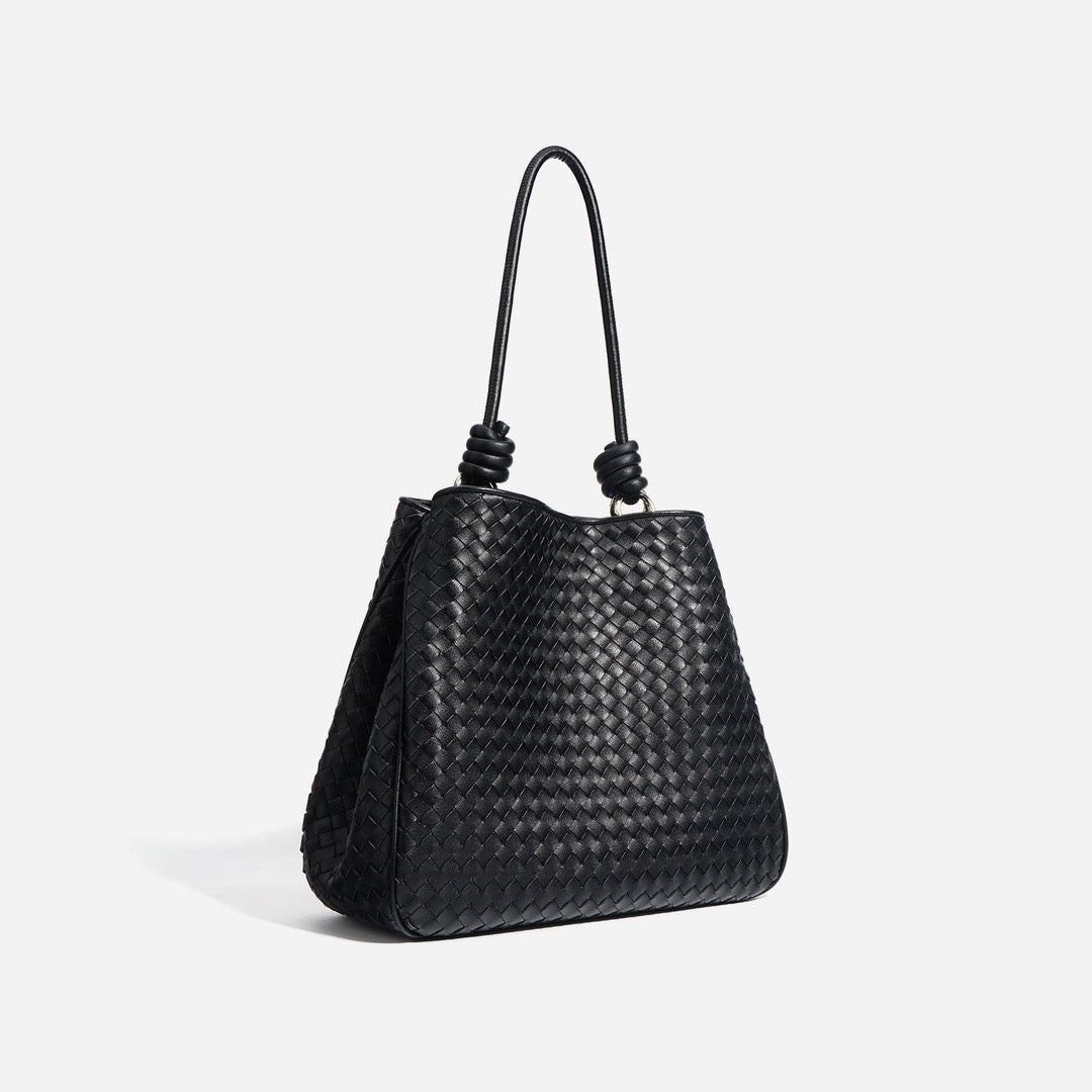 Чорна сумка Verona