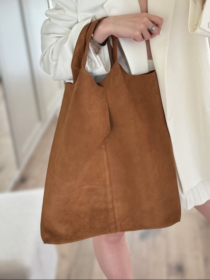 Shopper Veronica Cammello