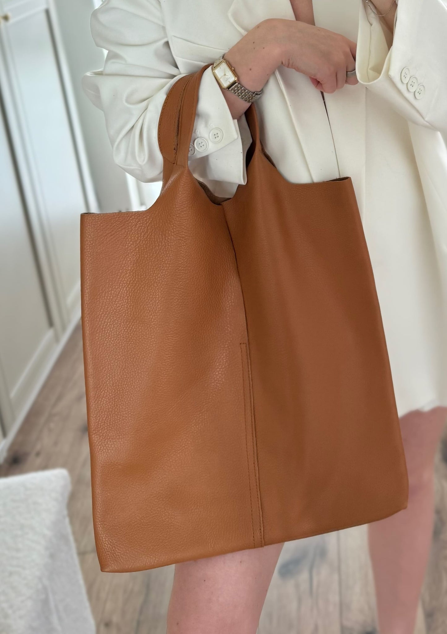 Shopper Veronica Cammello